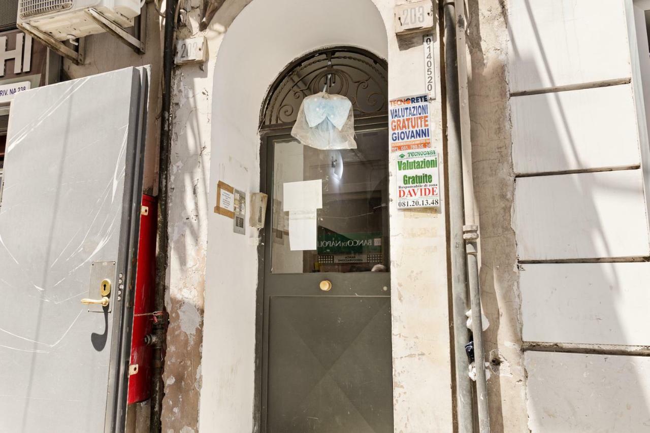 Napoli Suite Caravaggio Apartment Екстериор снимка