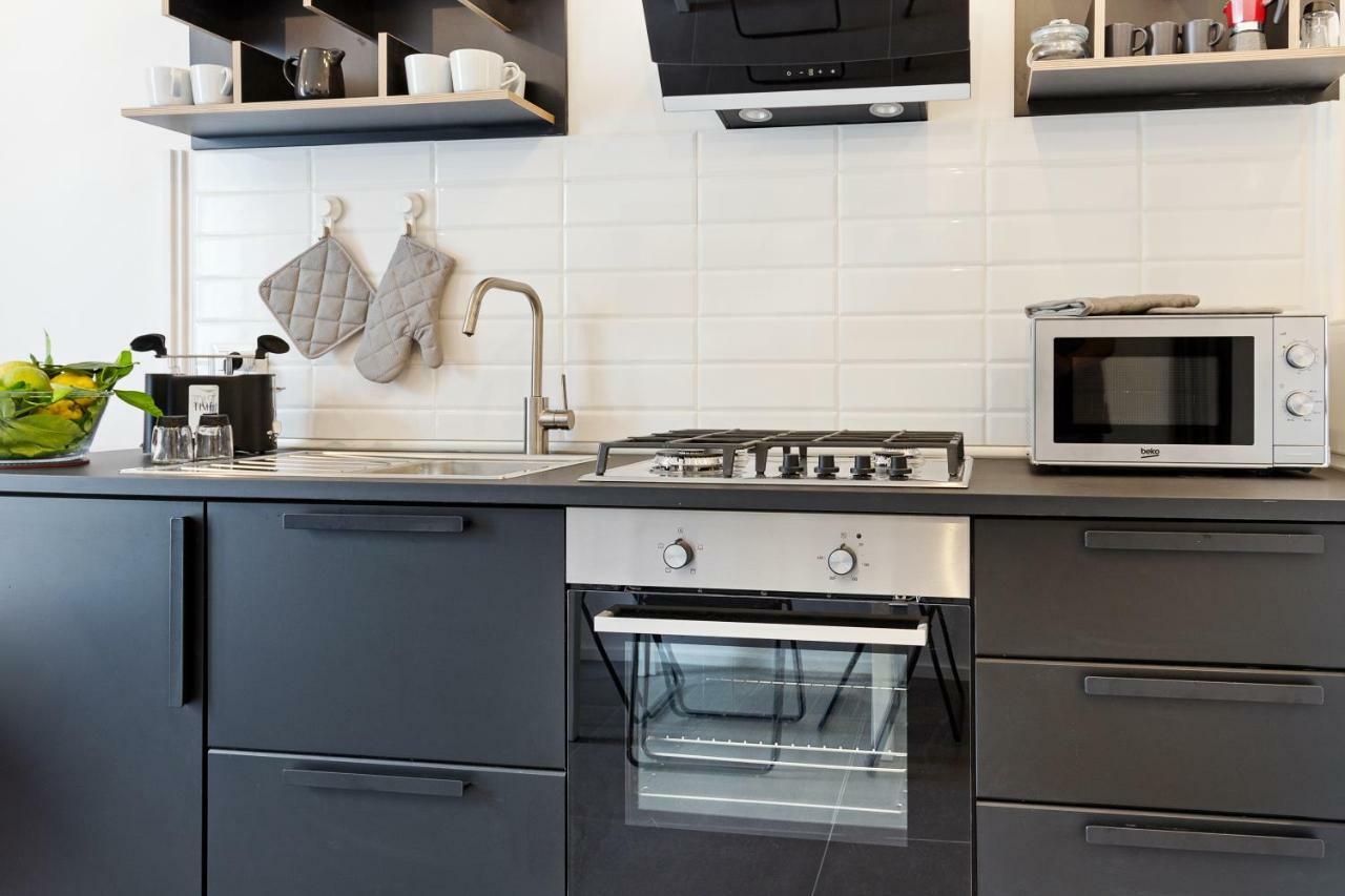 Napoli Suite Caravaggio Apartment Екстериор снимка