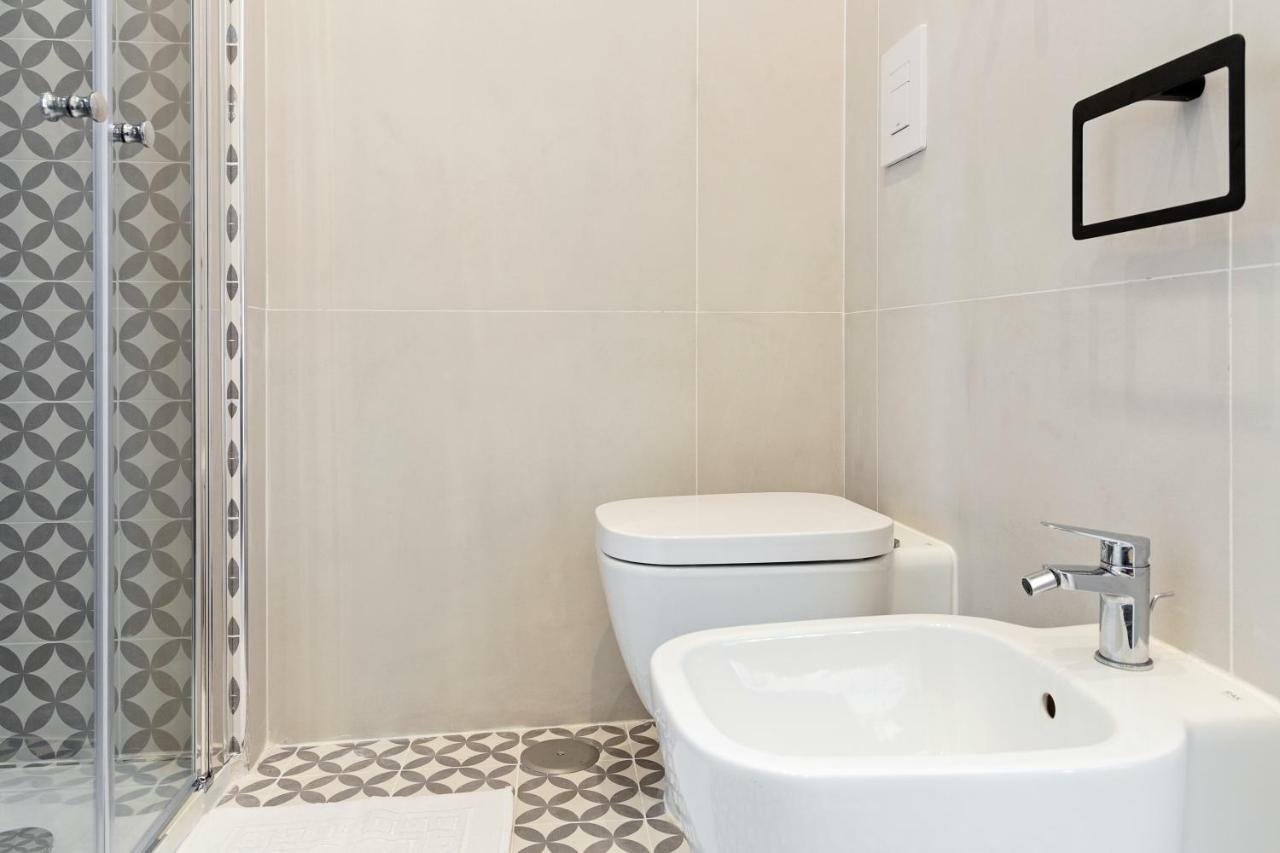 Napoli Suite Caravaggio Apartment Екстериор снимка